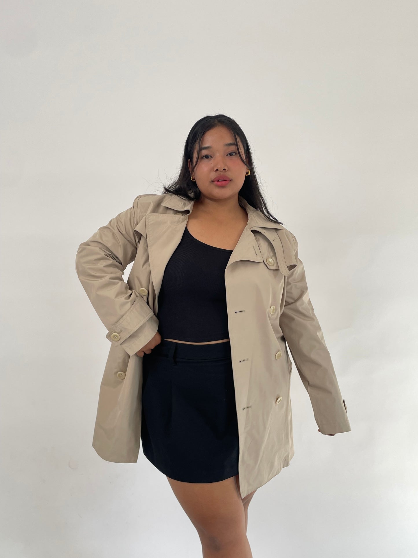 Short trench coat