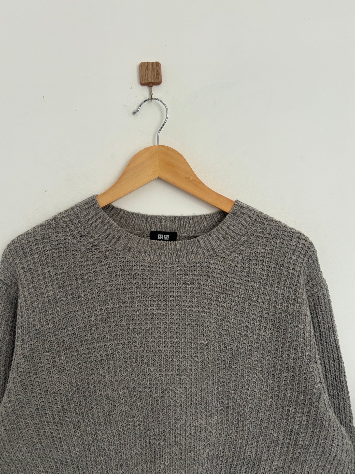 Uniqlo sweater