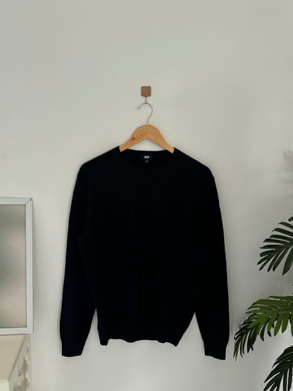 Uniqlo sweater