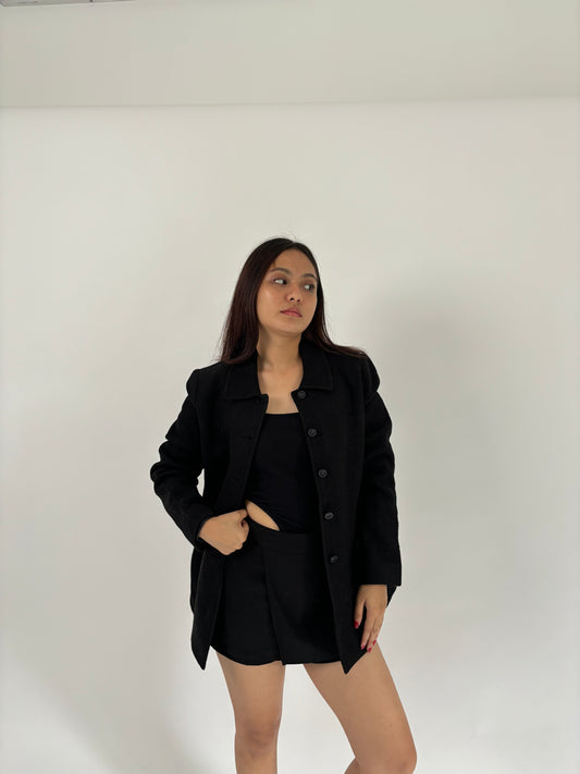 Black short coat